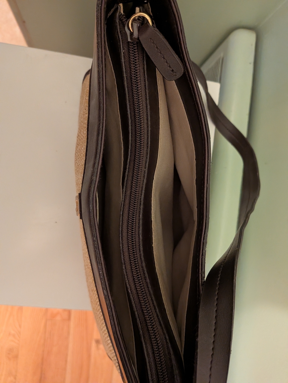 Vintage Eitienne Aigner Jute Shoulder Bag - Picture 6 of 9